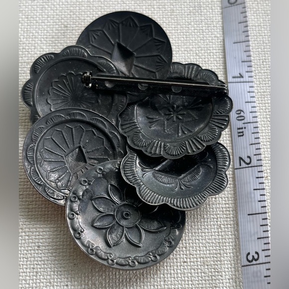 Vintage Southwestern Style Concho Brooch Pin – Mixed Metal Tones - Picture 3 of 3